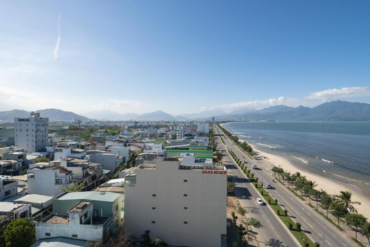 Avenis Hotel Da Nang Luaran gambar