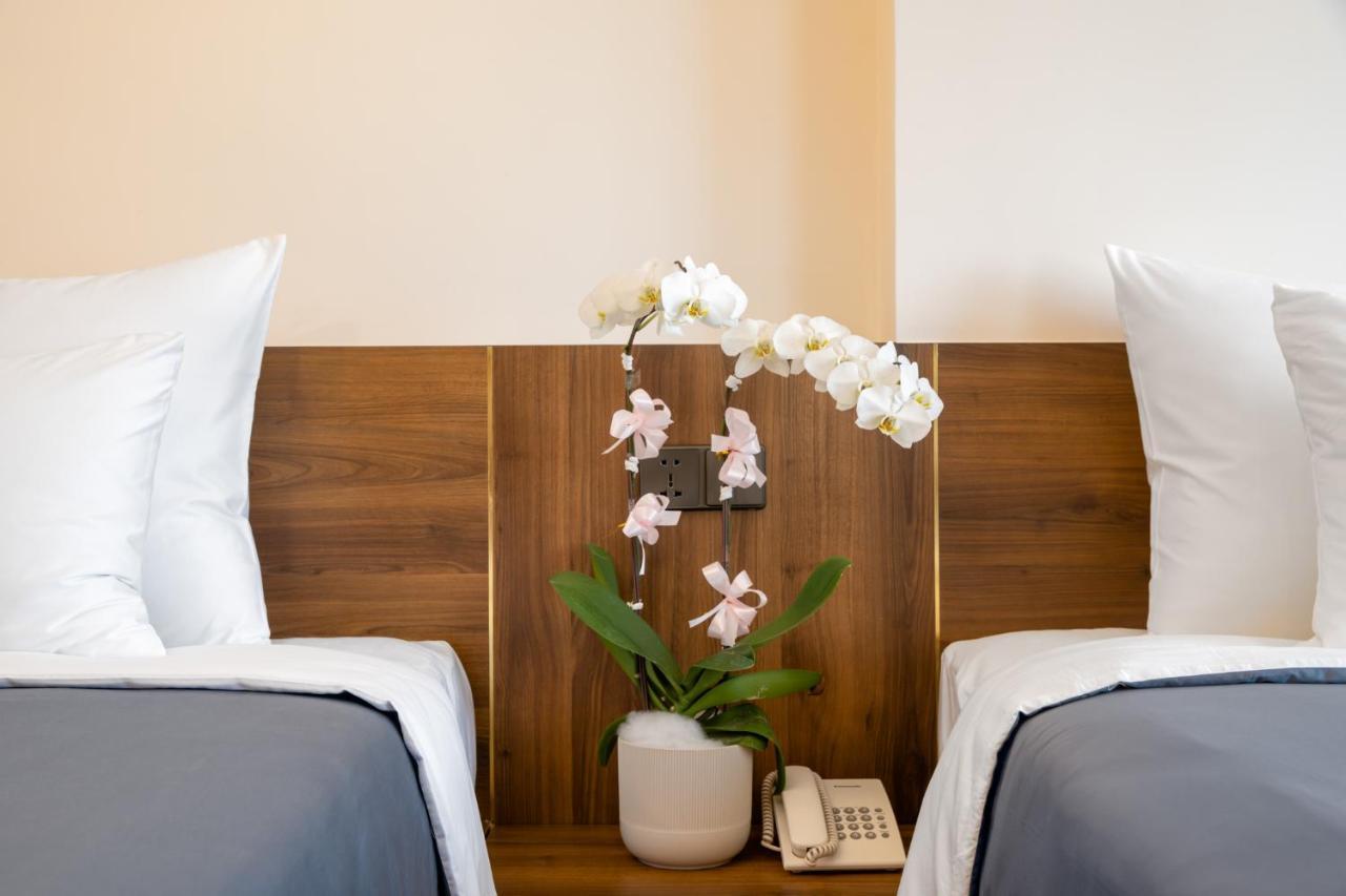 Avenis Hotel Da Nang Luaran gambar